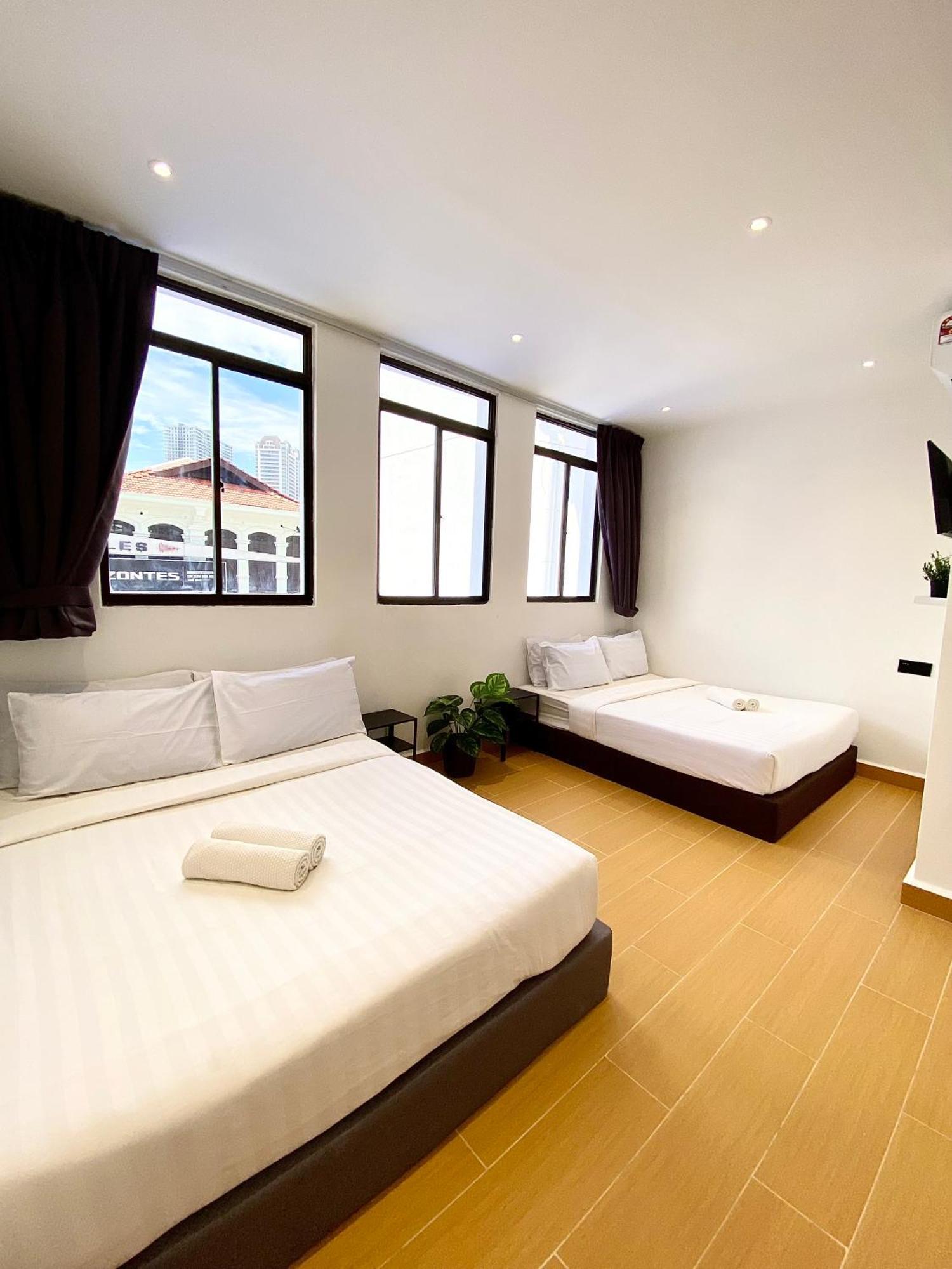 Hotel The 6N By Sky Hive George Town Esterno foto